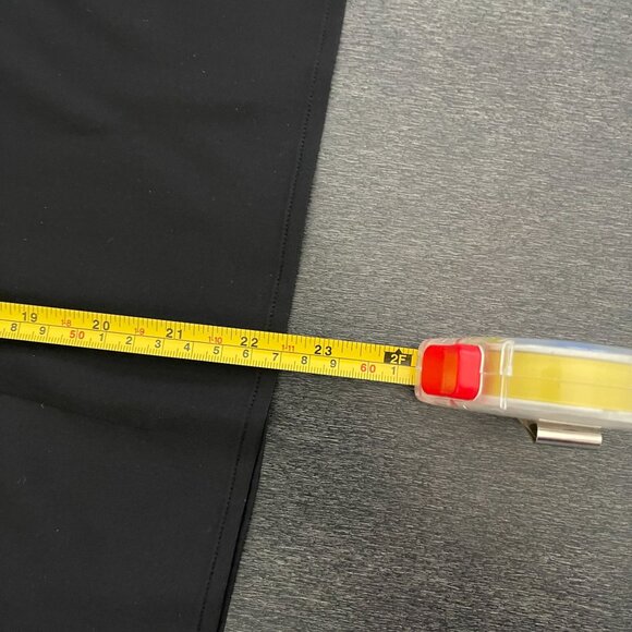 St. John Women's Silk Blend Black Sleeveless Blouse Top, Size S - Picture 6 of 6